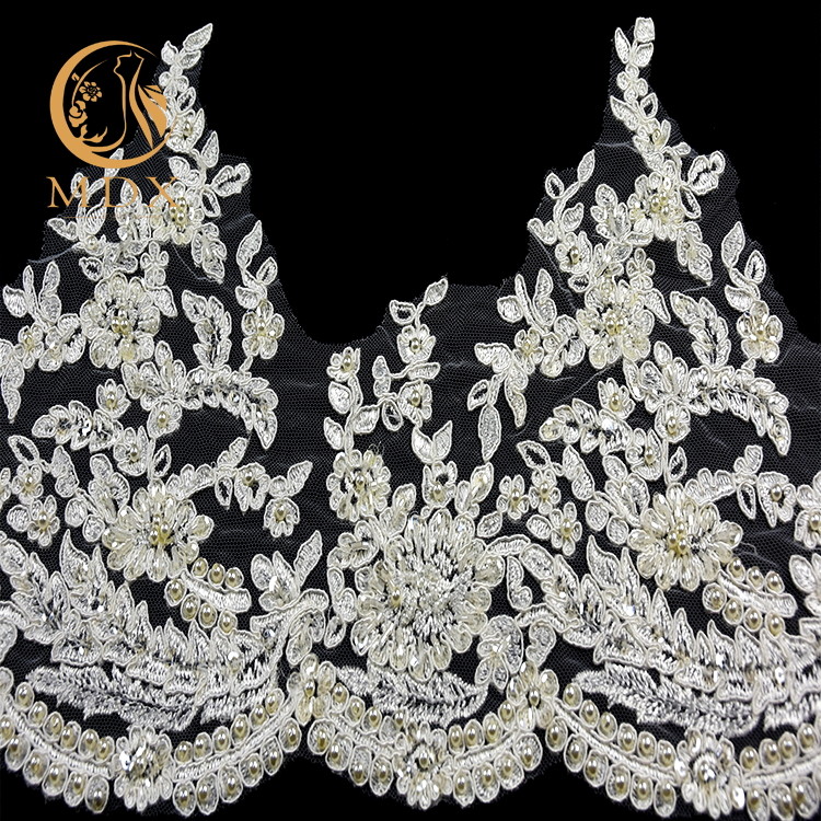 Decorative Beaded Lace Trim Water Soluble Embroidery 135cm Width