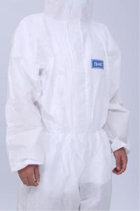 Quality FDA510K coverall isolation suit 63g Disposable Medical Protective Clothing wholesale