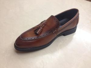 Quality Tassel Bullock Hollow Out Men Formal Dress Shoes Leisure Brown Slip On Dress Shoes wholesale