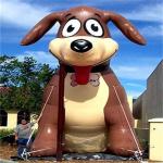 Lovely Inflatable Dog Inflatable Animal Model For Outdoor 2 Years Warranty