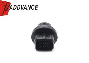 Quality Hot Selling Automotive Electrical Black Male 5 Pin Fuel Pump Connector For Toyota wholesale
