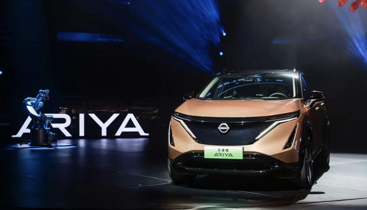 Electrical Nissan Ariya Medium Automobile Car FWD 4WD Ternary Lithium Battery Car Dealer China
