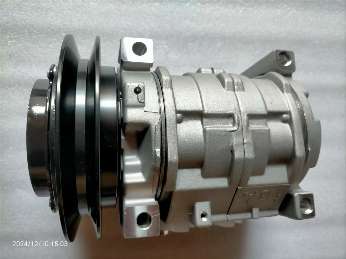AC Air Compressor 4709228 for Hitachi Excavator ZAX870-5