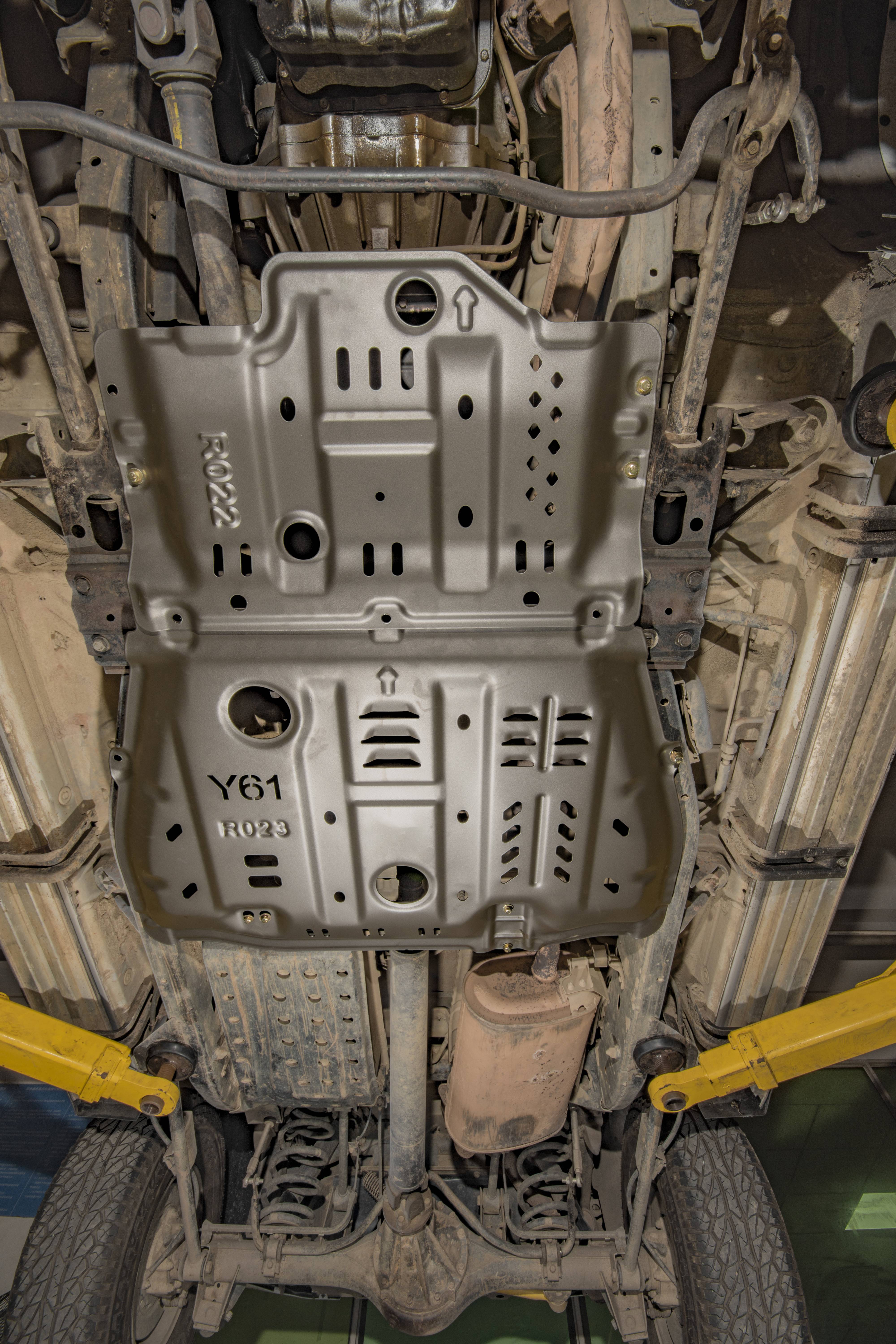 Exterior Accessories Skid Steer Quick Attach Engine Skid Plate for Toyota 4Runner KP36V