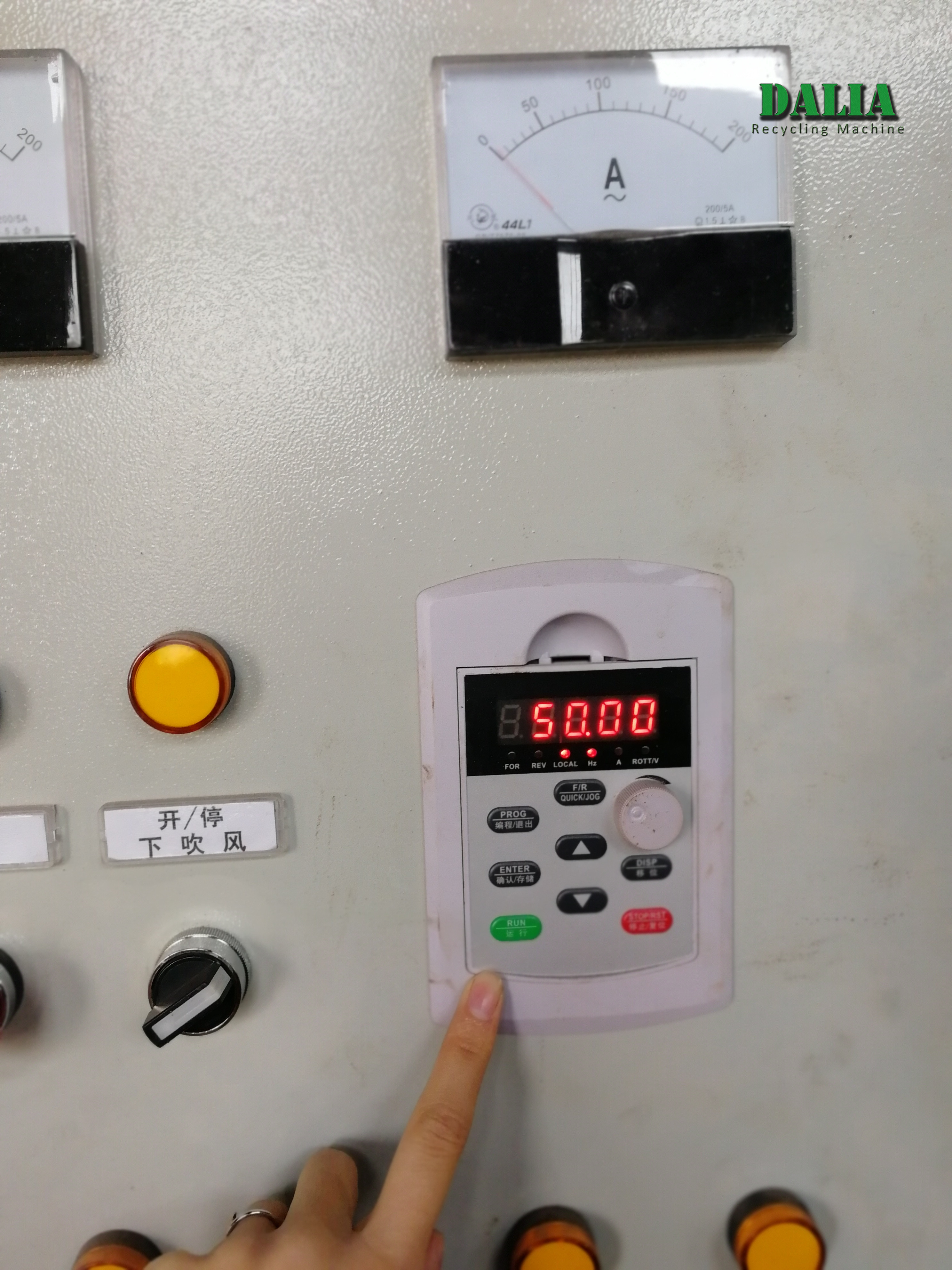 Compact Structure Scrap Copper Wire Recycling Machine 99.9% Recovery Rate