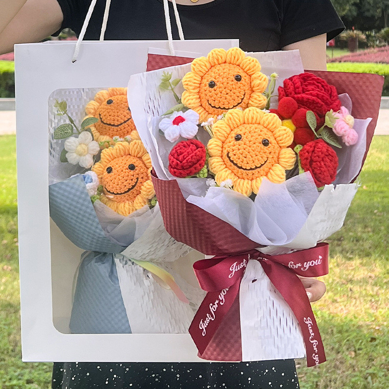 Smiling Face Sunflower and Common Sunflower Woolen Flower Bouquet Finished Product Birthday and Valentine's Day Gift Handmade Knitted Flowers Cross