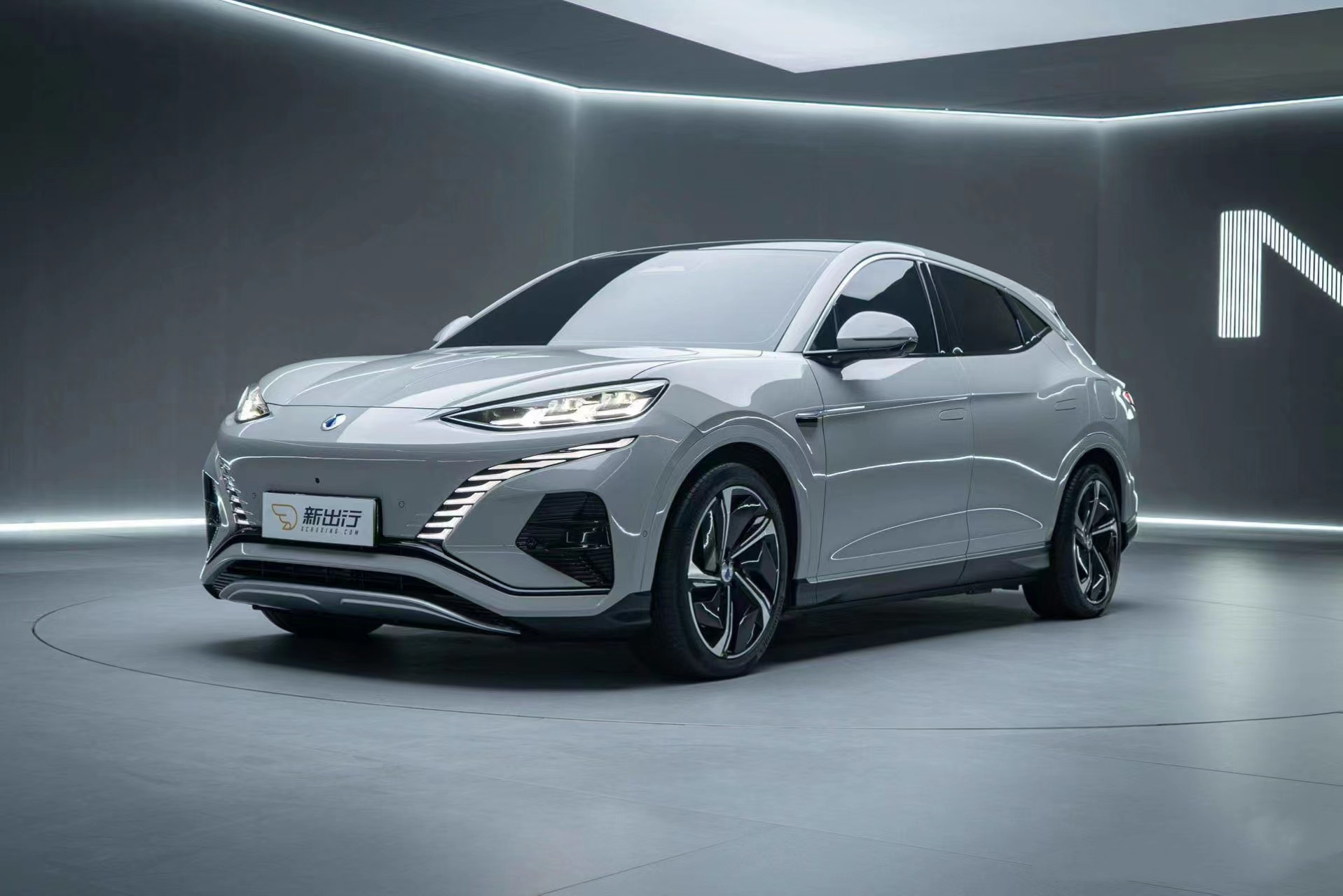 Maximum Power 390kW DENZA N7 N-Sport Edition 530hp Pure Electric Dual Motor Four-Wheel Drive with Air Suspension and HUD