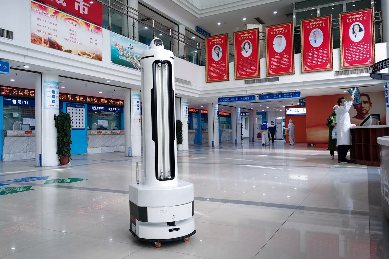 public AI Powered ultraviolet Virus Killing Robot
