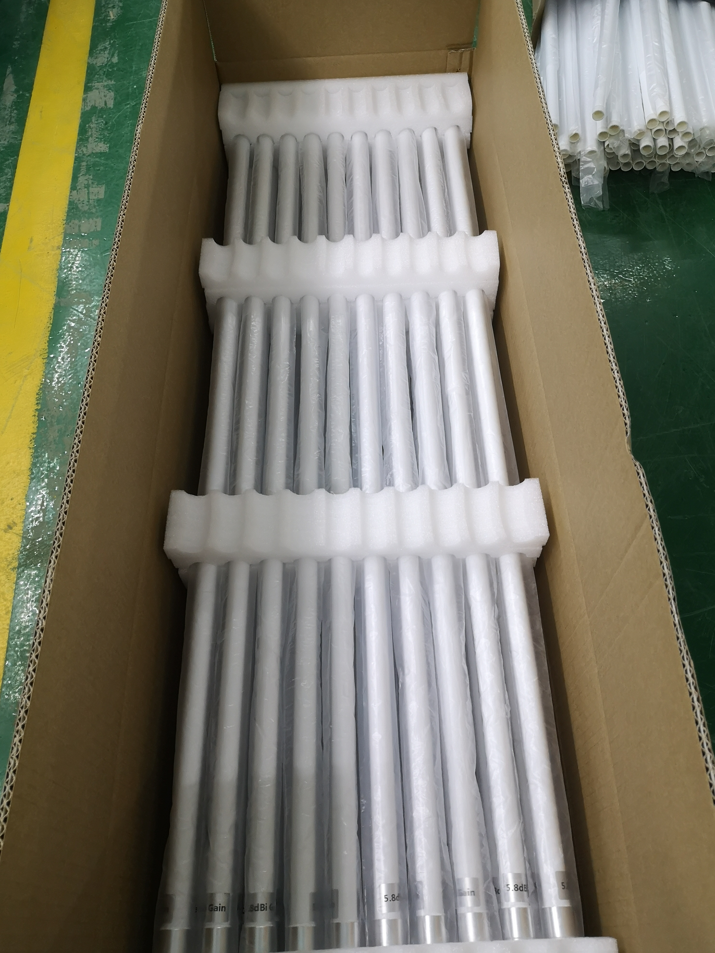 868/915MHz VSWR 1.5MAX Helium Outdoor Fiberglass Antenna 3dBi 5.8dBi 8dBi 10dBi LoRa