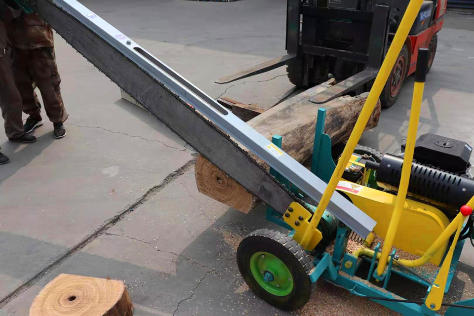 Pneumatic Log cutting off saw mill woodworking log cutter machine for round logs usage China supply