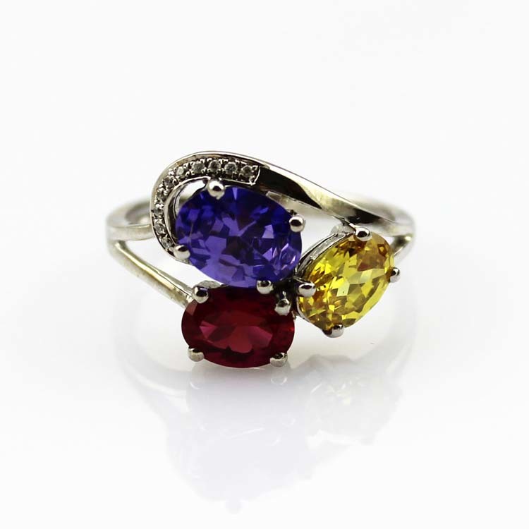 Women jewelry 925 Silver Three Cubic Zircon Gemstone Ring (R104)