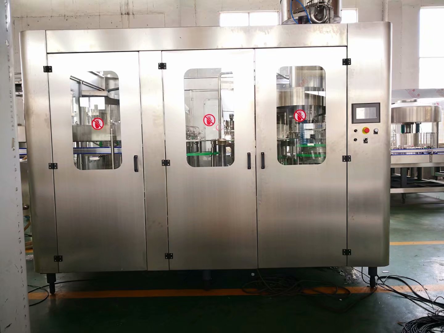 3 In 1 3000kg Automatic Water Bottling Machine Abrasive Resistance