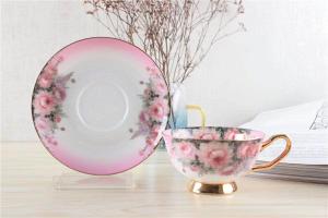 Quality Kitchenware Smooth Gently 230ml bone china cup set with spoon wholesale