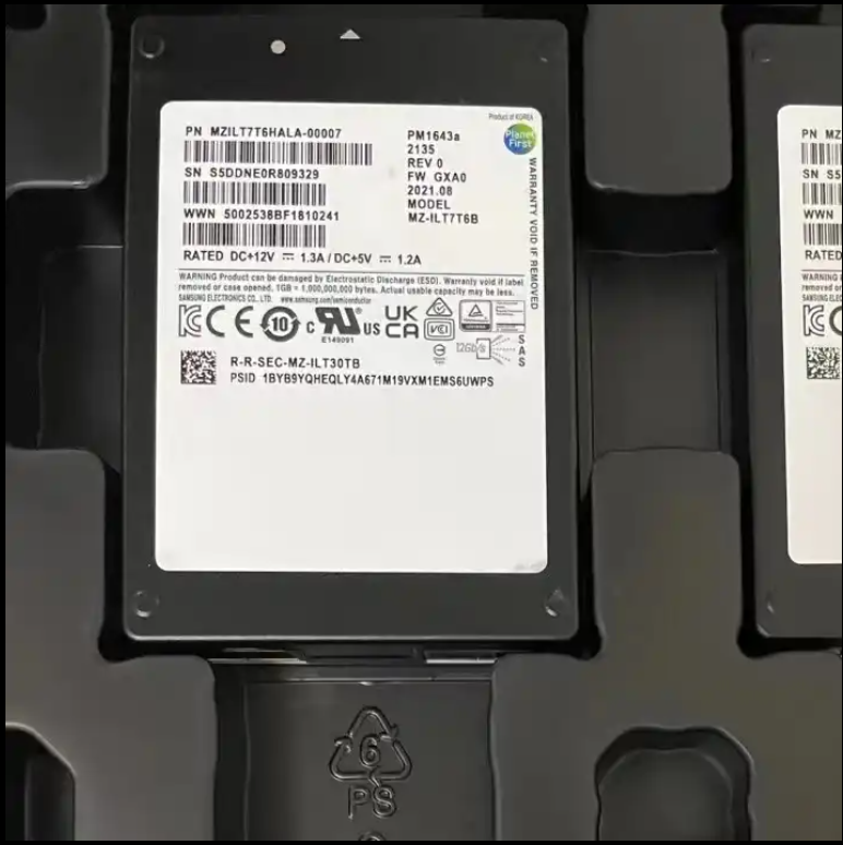 800G Weight Customized Size SAS SSD for Enterprise Server PM1643A MZILT7T6HALA-00007 Customized 7.68T 30.72T
