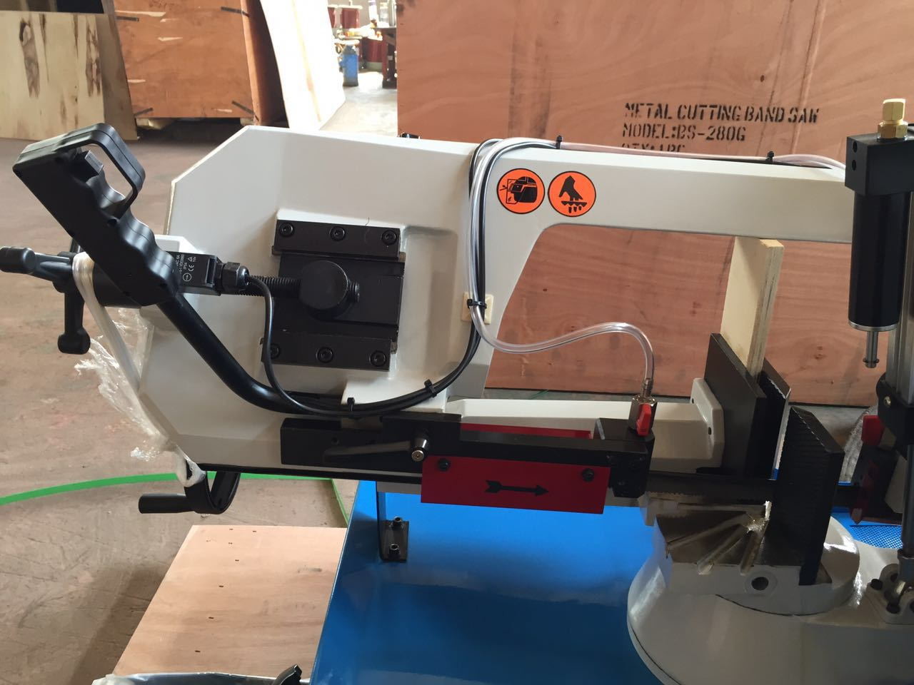 Blade size 20x0.9x2060mm CE standard metal cutting bandsaw Metal Band Saw BS-215G