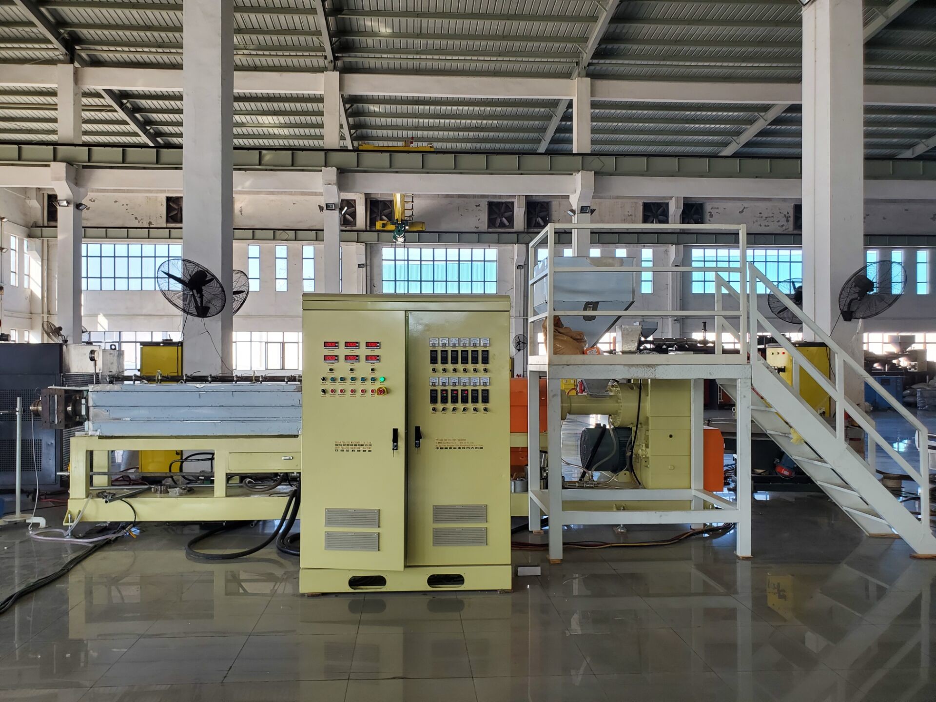 EPE U Shape Foam Corner Profile Extrusion Machine , EPE Foam Sheet / Pipe / Tube / Profile Machine
