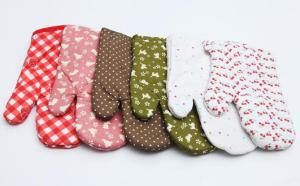 Quality Cooking Heat Resistant Oven Gloves , Heat Proof Oven Mitts Easy Slip On wholesale
