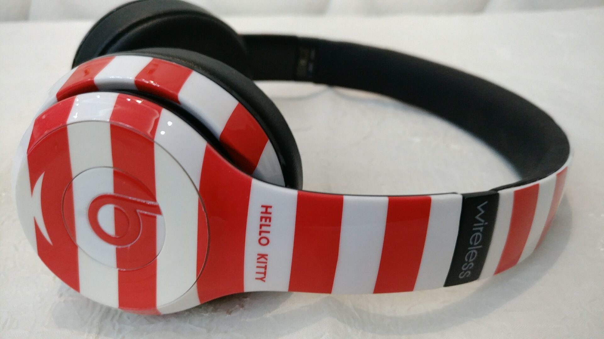 2018 New HELLO KITTY Solo 3 Wireless - Beats By Dre. - Special Edition Headphones made in China gregheadsets.com