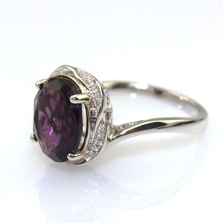 Sterling Silver 9mm x11mm Oval Garnet Cubic Zircon Gemstone Ring(R276)