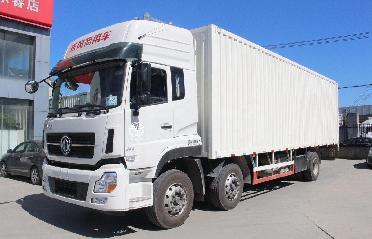 EURO 5 Diesel 245hp 6X2 9.6m Automatic Cargo Truck with Left Steering and Van Box