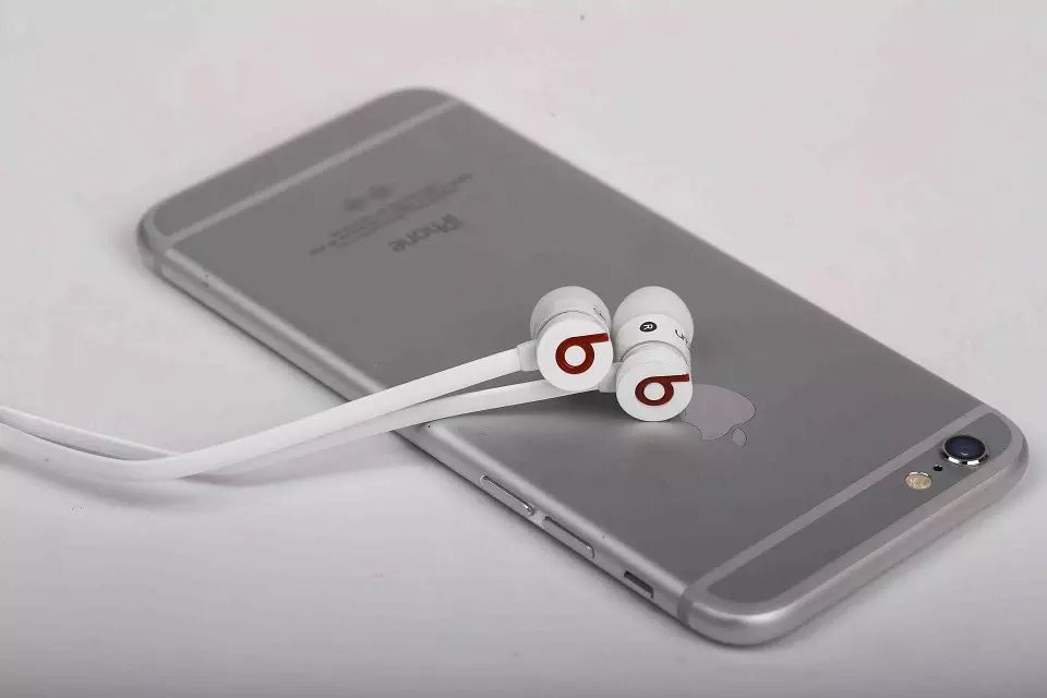 Beats by Dr.Dre urBeats Wireless Bluetooth4.0 In-Ear Headphones Earphones white