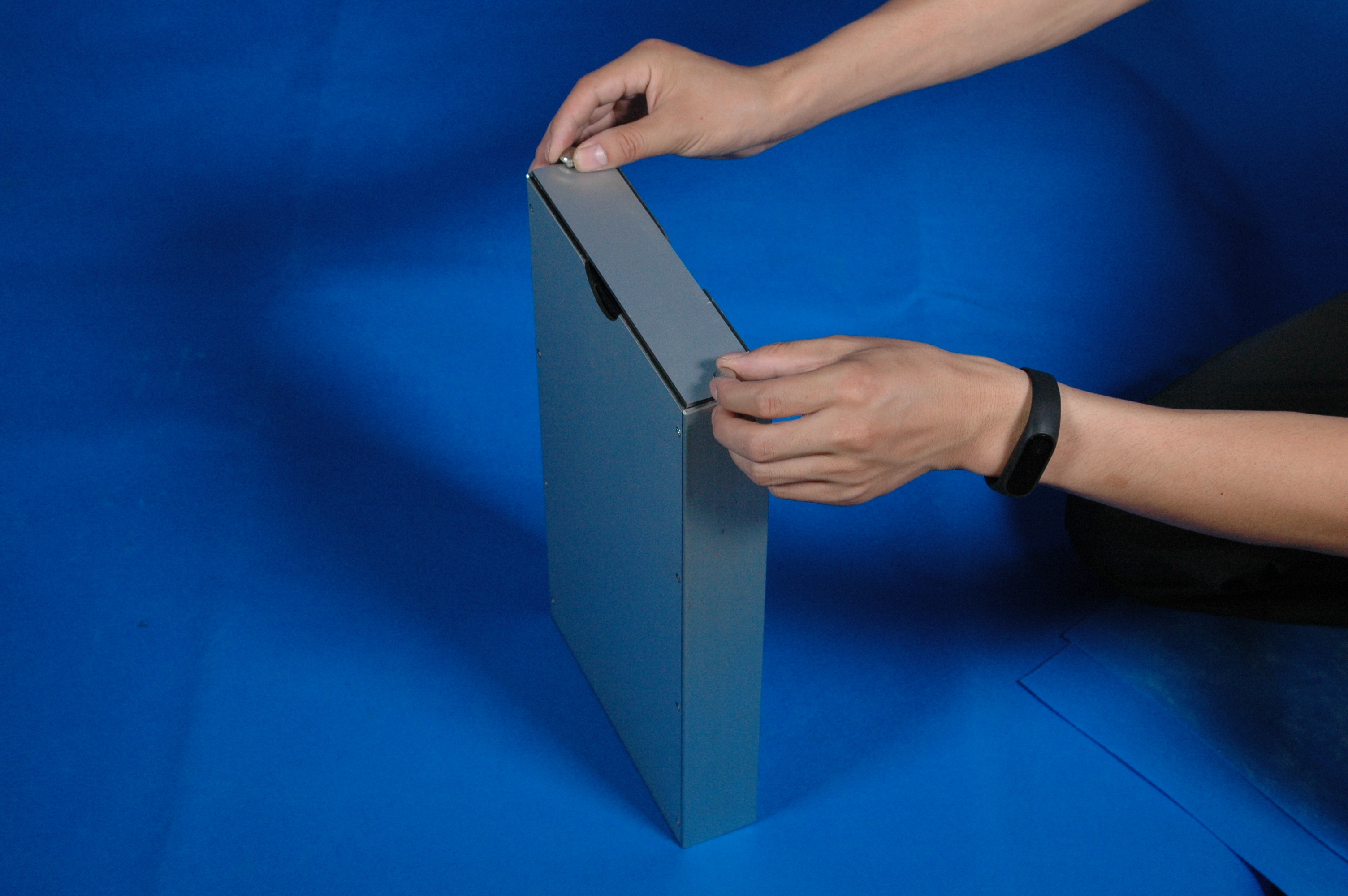 G013 BTZB-I Dust footprint protecting box