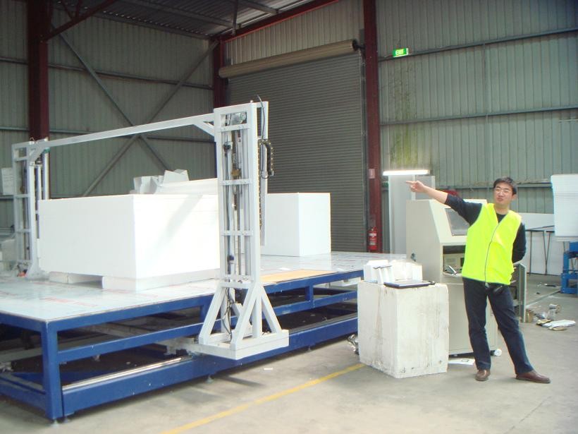D T EPS / XPS Hot Wire Foam Cutting Machine Industrial Computer Control System