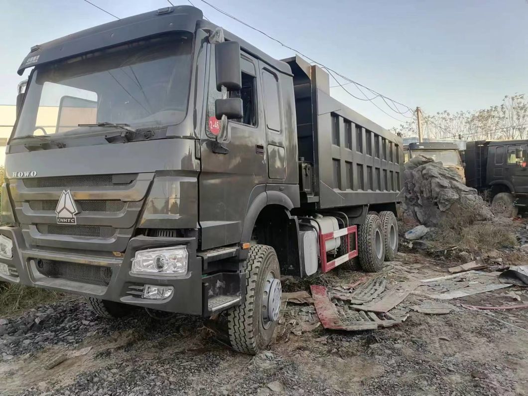 HOWO 6*4 Dump Truck Secondhand 10tires Gray Color Sinotruk