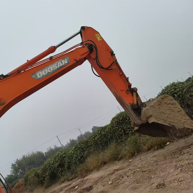 Original Doosan DX300LCA Used Hydraulic Excavator With Engine DE08TIS For Sale Crawler Excavator