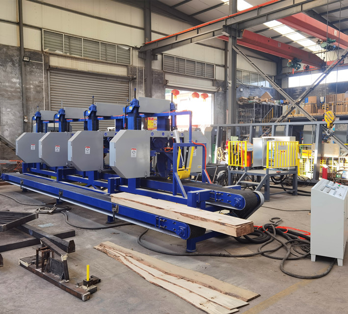 Woodworking Horizontal Band Resaw Machine With Return Conveyor Belt