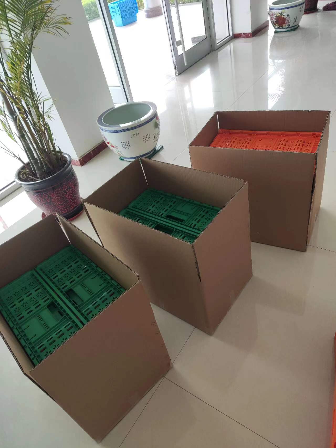 Foldable PE/PP Agriculture Vegetable Plastic Basket Stackable Crate for Garden Market