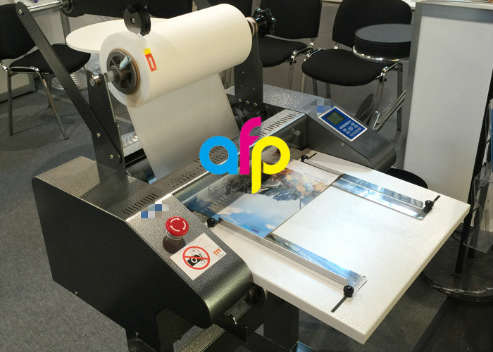 30 Microm Soft Touch Lamination Film Strong Adhesion 2000m - 3000m Roll Length