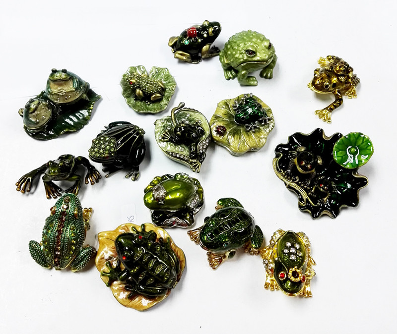 Violin Frog Trinket Box Music Jeweled Box Pewter Frog Jewelry Box Green Frog Trinket Box Frog Trinket Box Jeweled Box
