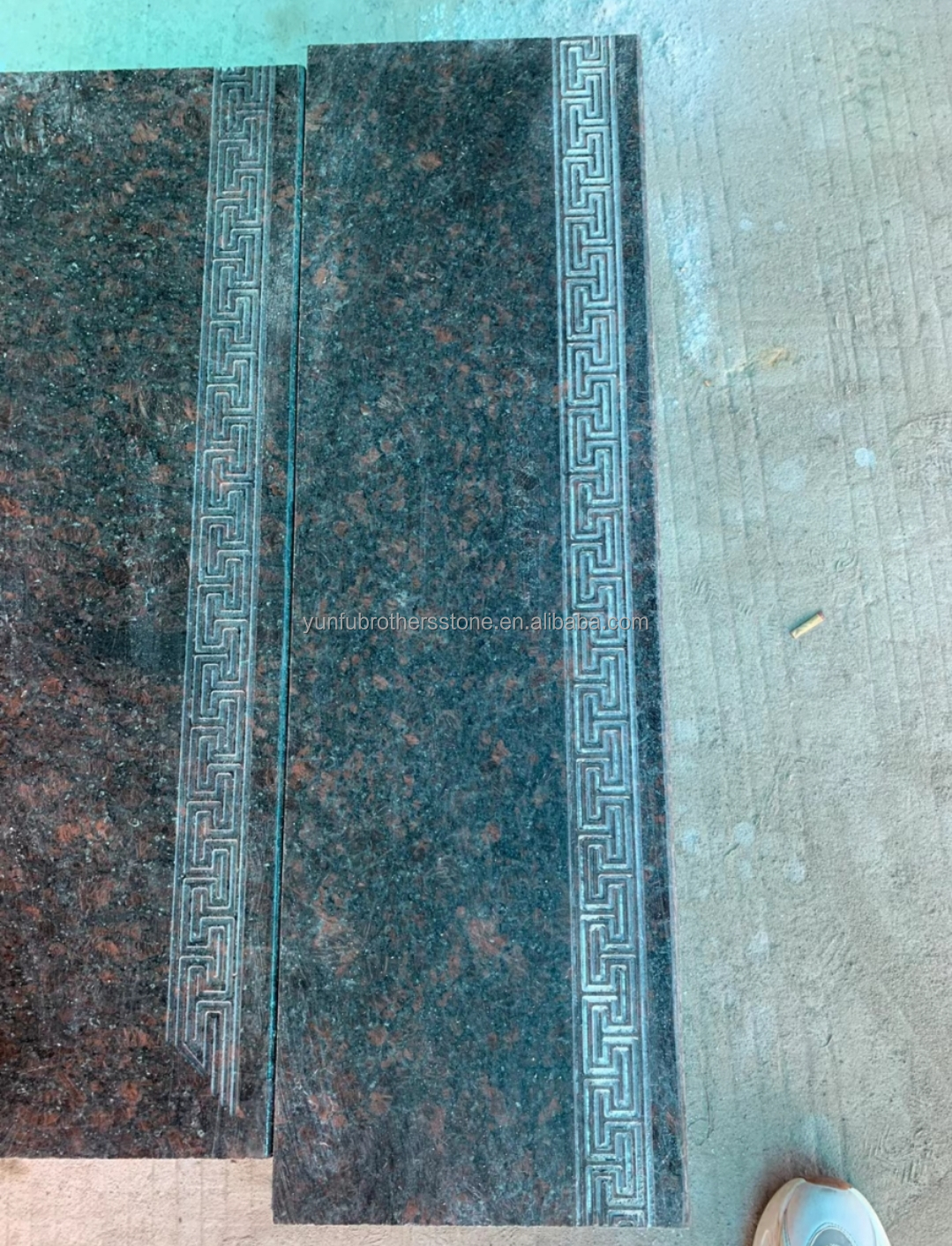 Park Modern British Brown Granite Stone Polished Surface for Kitchen Countertop Design