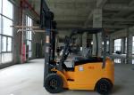 Hydraulic Operating Four Wheel Electric Forklift 1760mm Turning Radius