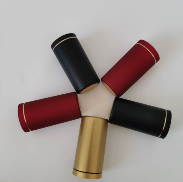 Customized Bottle Color Heat Shrink PVC Embossed Wine Bottle Cap with Bottle Stopper