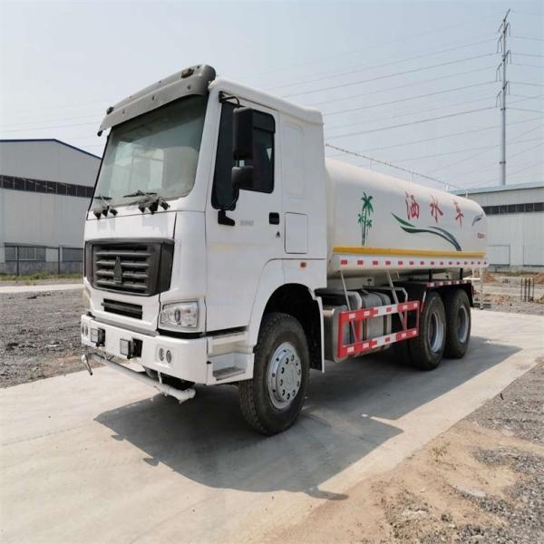 Sino Truck HOWO 6x4 Water Truck 12-16m Sprinkling Area 25000kg Gross Vehicle