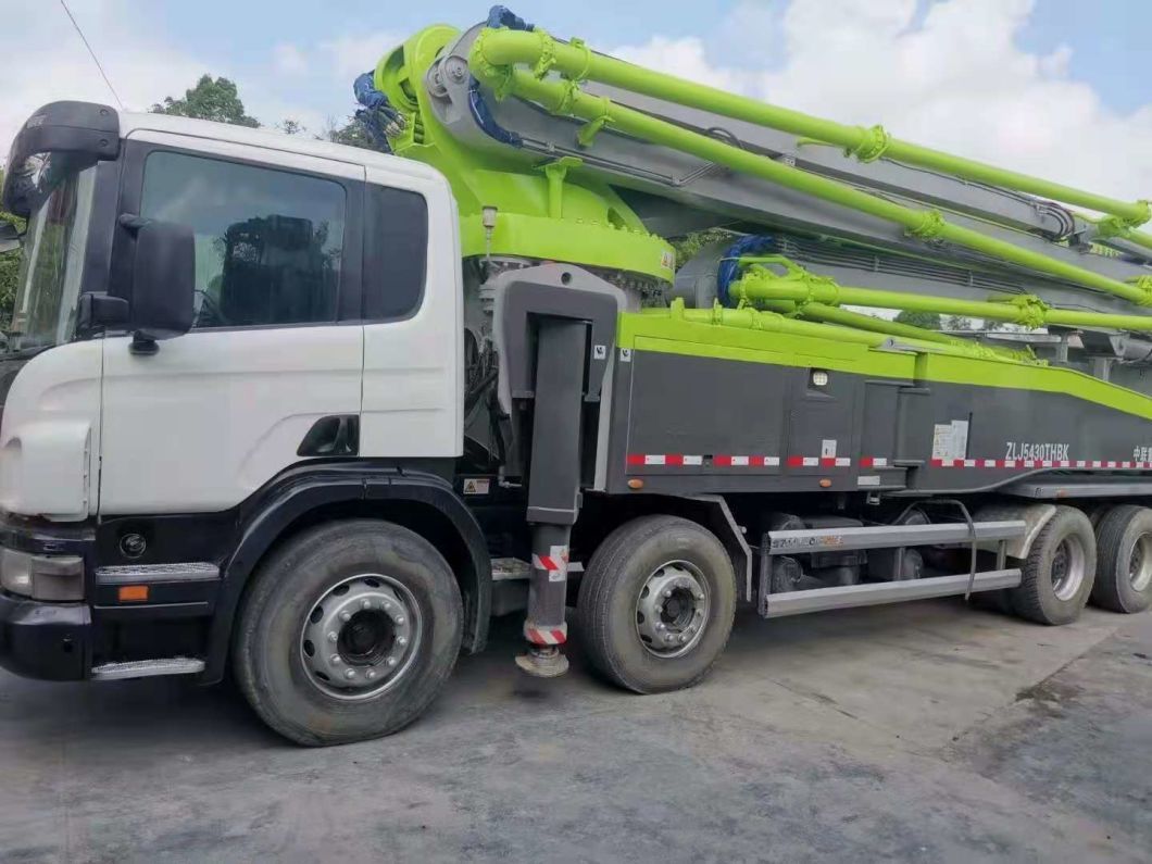 Special Offer Zoomlion 56m with Refurbishment Truck Mounted Concrete Boom Pump