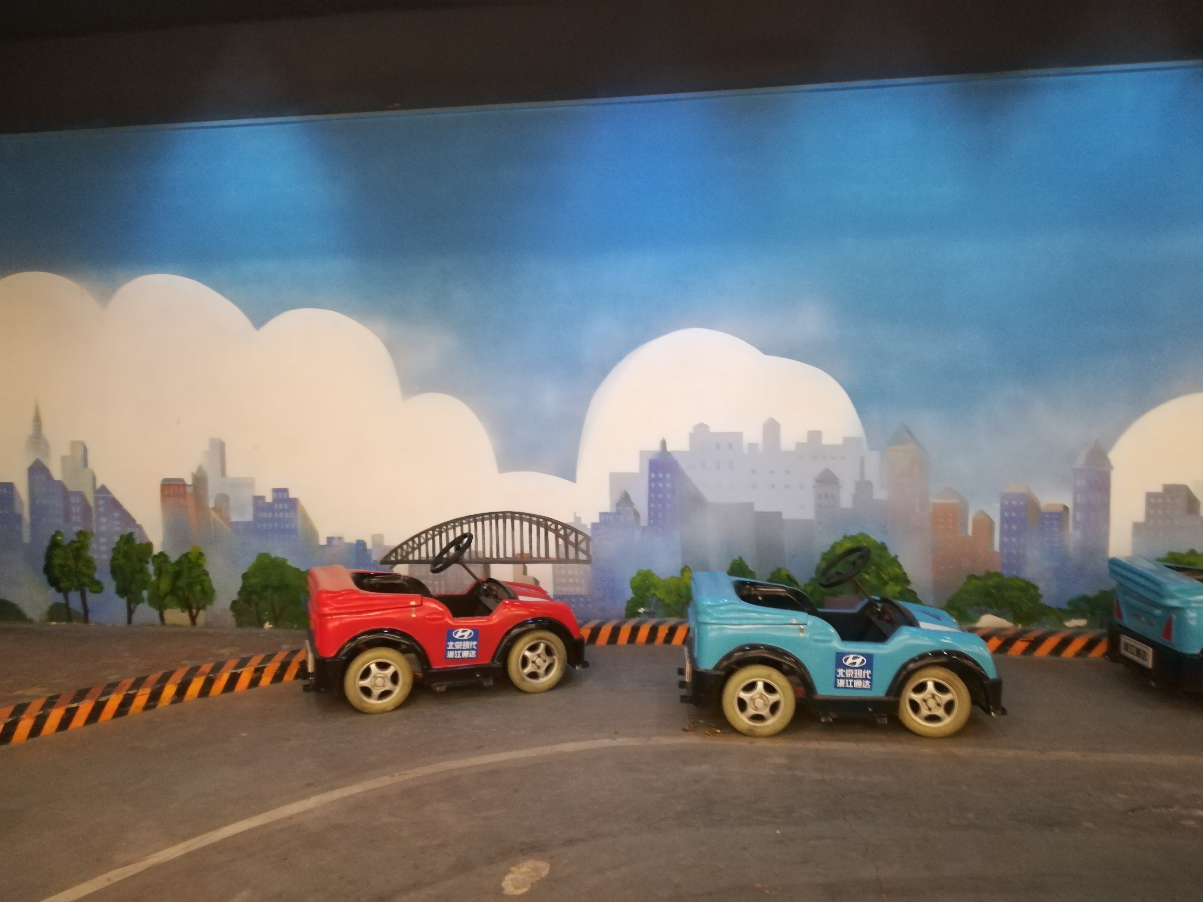Battery Operated Children'S Driving School Car With Seat Belt And Remote Control