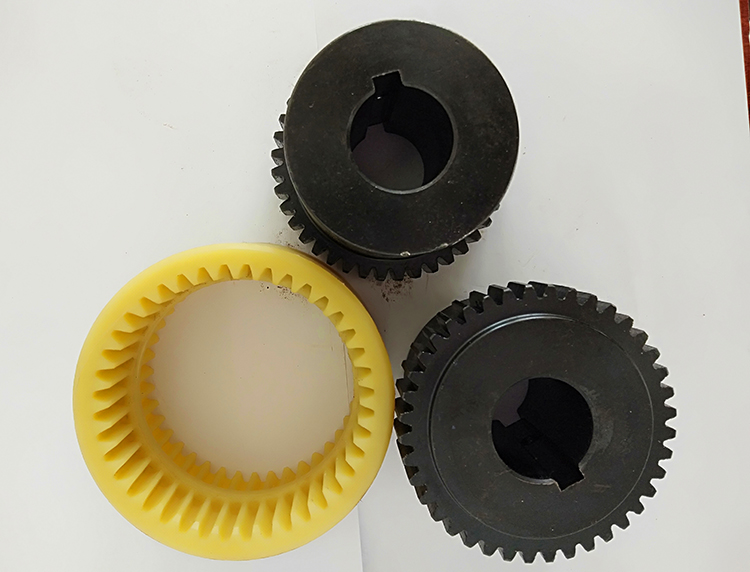 Plastic Nylon Flexible Curved Tooth Sleeve Gear Brake Drum Shaft Coupling