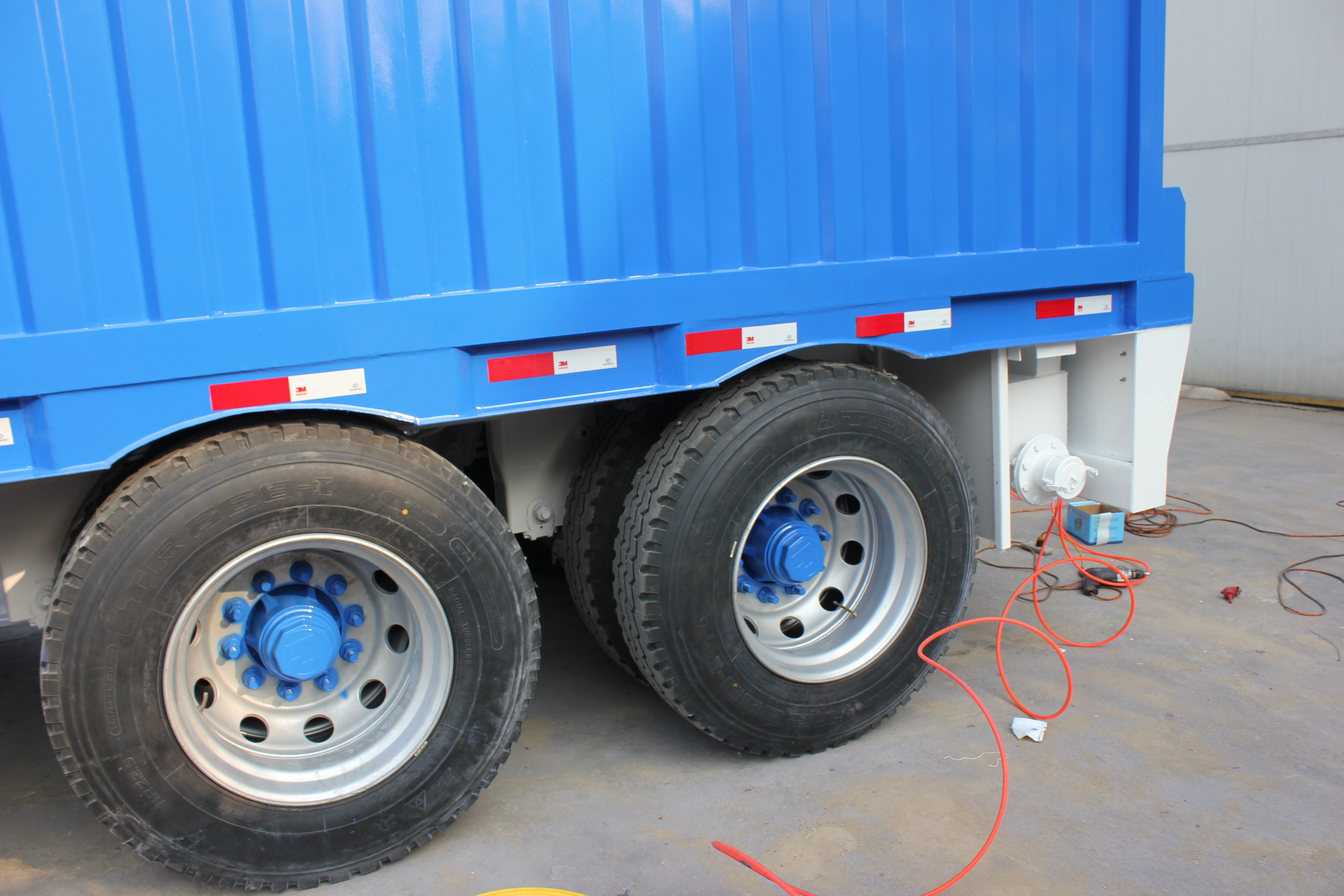 3 Axles Fencing Livestock Horse Carriage Semi Trailer in Liangshan With High Capacity