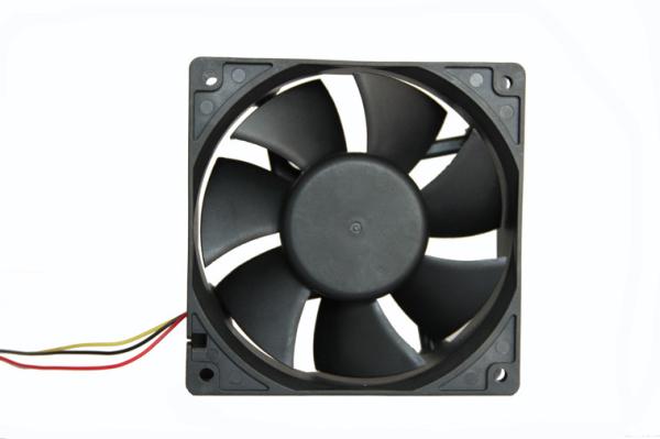 Electric 12 Volt DC Brushless Fan For Coolng System And Industrial