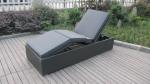 Contemporary Rattan Sun Lounger , Outdoor Beach Lounge Chair Set