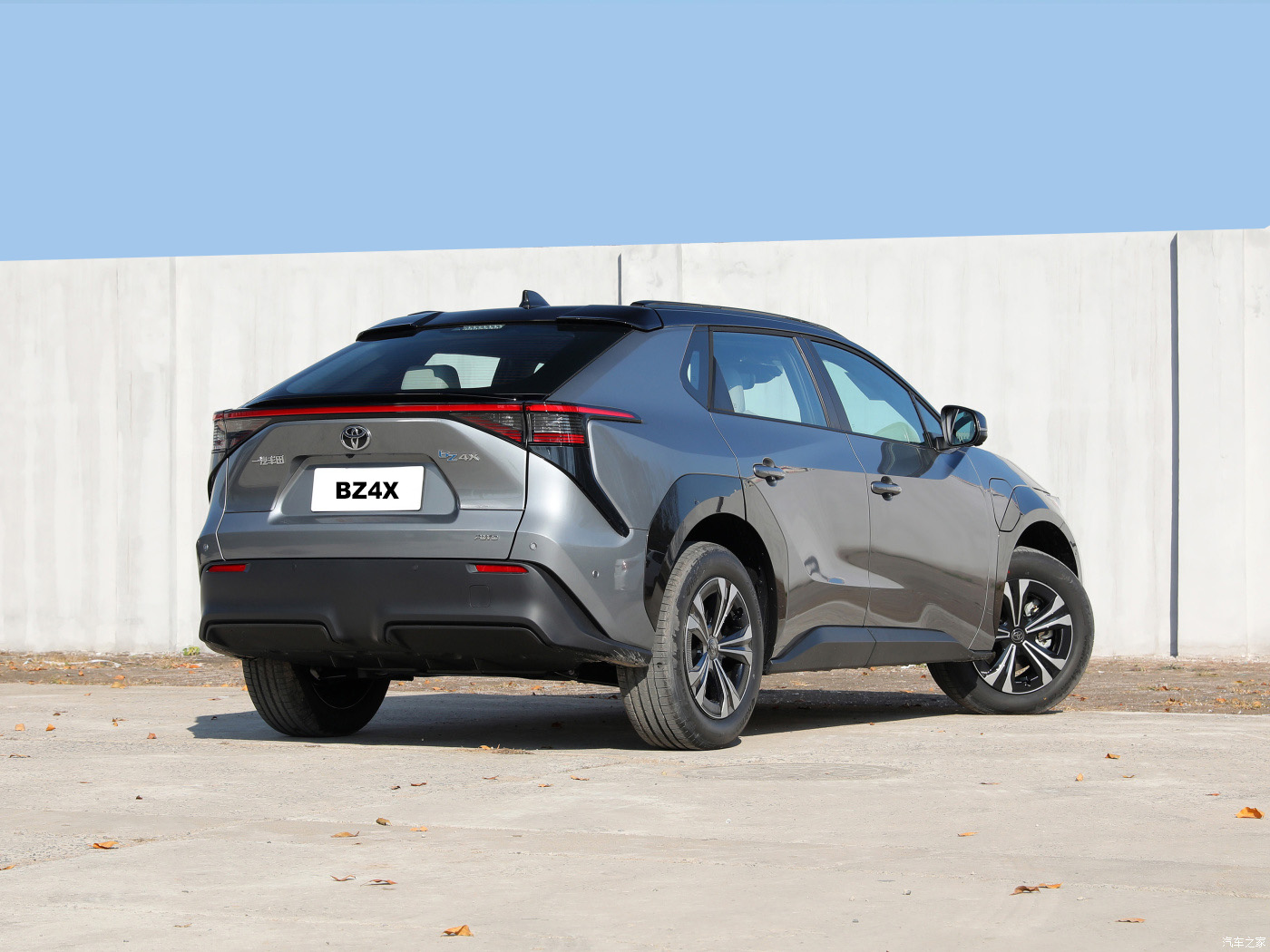66.7kwh Battery Capacity TO-YOTA Bz4x Electric Car 2023 Energy Vehicles 0.5h Fast Charging Medium SUV 4WD 2WD Used Cars