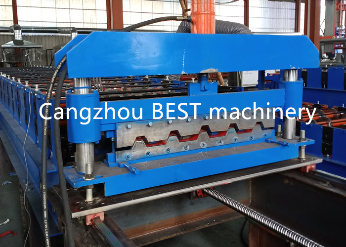 PLC Control 380V 50HZ Metal Roof Making Machine With 24 Months Warranty
