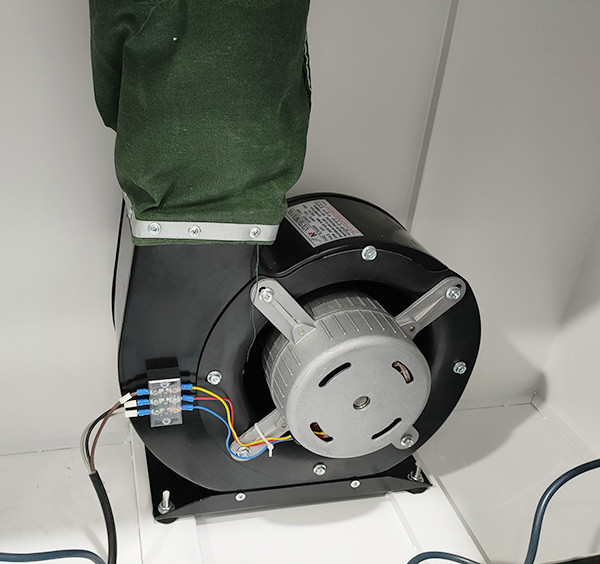 Industrial Cleanroom Air Shower With Centrifugal Fan For Pharmaceutical Industry