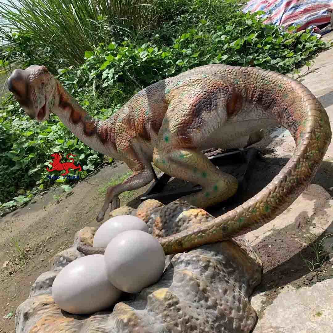 Theme Park Equipment Realistic Animatronic Dinosaur Model Oviraptor Statue
