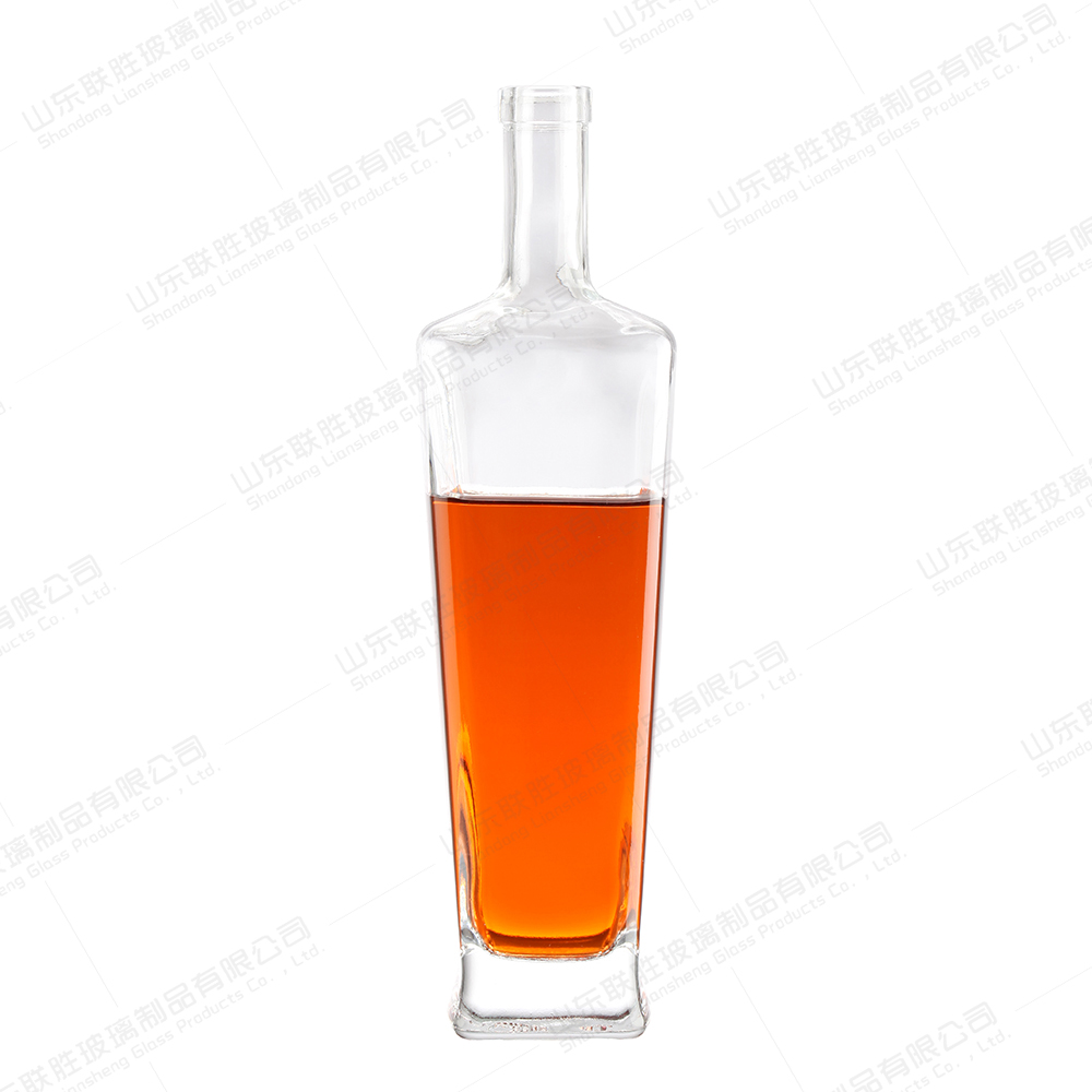 Beverage Industry Customized Clear Glass Bottles For Liquor And Spirits