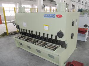 China Q235 Or Q345 Mild Steel Hydraulic Sheet Metal Shear / Metal Shearing Machine on sale