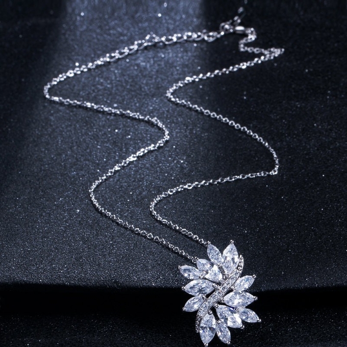 Silver Color Necklace Chains English Letter Alphabet Neck Pendants Women CZ Necklace Party Jewelry